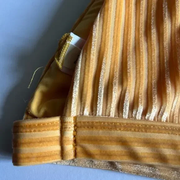 Dippin Daisy's Festival Top Women's Small Soft Orange‎ Ribbed Velvet Stripe - Picture 10 of 11